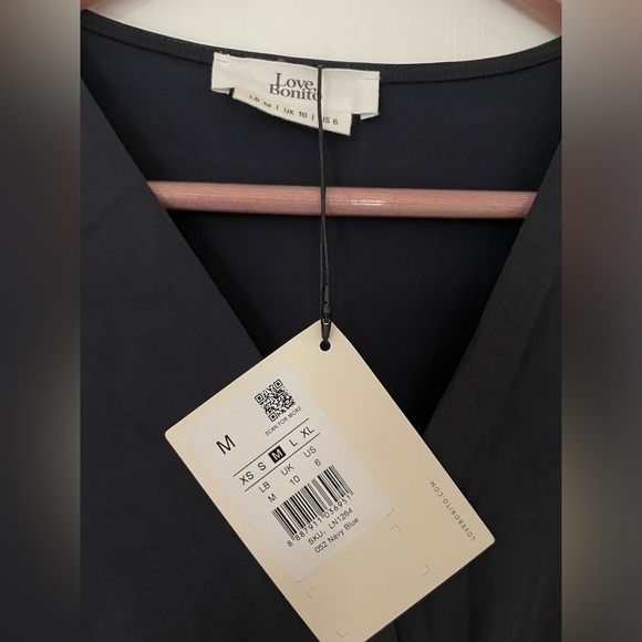 Love, Bonito Rebekah Cupro Knotted Crop Top - Picture 4 of 5